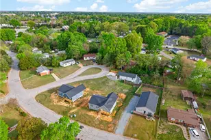 1703 Gavin Dr, High Point, NC 27260 - Photo 24