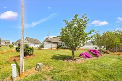 126 Applegate Court, Mocksville, NC 27028 - Photo 4