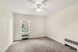 711 Quaker Ln, High Point, NC 27262 - Photo 12