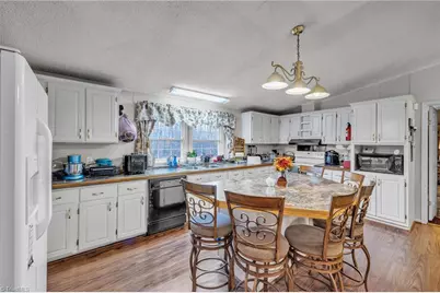 7352 Nc Highway 18, Boomer, NC 28606 - Photo 28