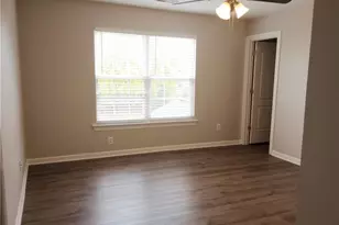 108 N Honey Locust Dr, Thomasville, NC 27360 - Photo 6