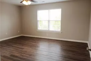 108 N Honey Locust Dr, Thomasville, NC 27360 - Photo 12
