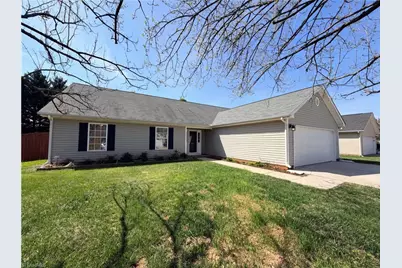 837 Pecan Ridge Circle, Kernersville, NC 27284 - Photo 2