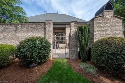 4090 Carriage Manor Cove, Winston-Salem, NC 27106 - Photo 46