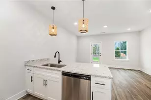 4657 Canter Pk Ln, Greensboro, NC 27410 - Photo 6