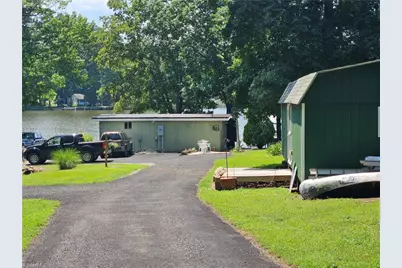 570 Lake Drive 9, Lexington, NC 27292 - Photo 8