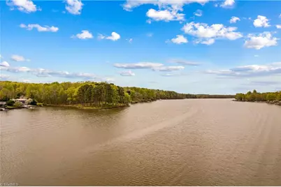 570 Lake Drive 9, Lexington, NC 27292 - Photo 2