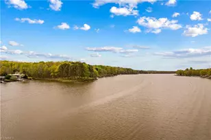 570 Lake Drive 9, Lexington, NC 27292 - Photo 2