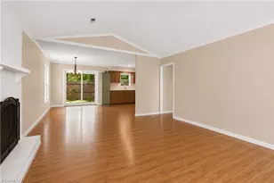 2519 Cottage Pl, Greensboro, NC 27455 - Photo 6