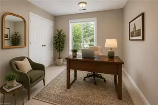 2519 Cottage Pl, Greensboro, NC 27455 - Photo 18