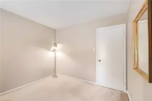 2519 Cottage Pl, Greensboro, NC 27455 - Photo 18