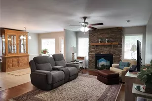 1460 Land Grv Dr, Kernersville, NC 27284 - Photo 6
