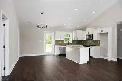 108 Unity Street, Thomasville, NC 27360 - Photo 8