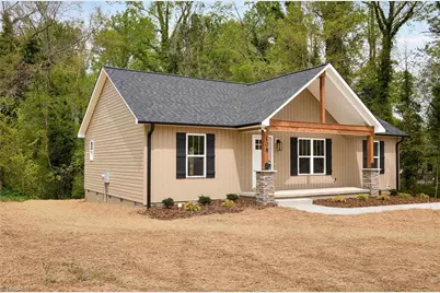 108 Unity Street, Thomasville, NC 27360 - Photo 2