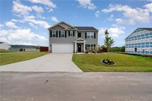 113 Stone River Wy, Mayodan, NC 27027 - Photo 2