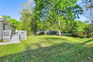 78 Lowery Dr, Thomasville, NC 27360 - Photo 16