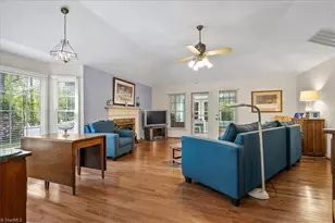 5 Yeardleys Ct, Greensboro, NC 27454 - Photo 6