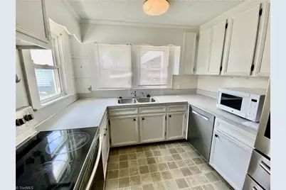500 W Main Street, Wilkesboro, NC 28697 - Photo 14