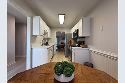 6830 Wellsley Court, Clemmons, NC 27012 - Photo 10