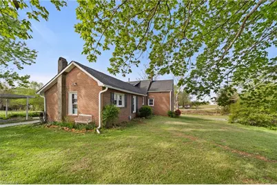 3054 N Old 52 Road, Pinnacle, NC 27043 - Photo 10