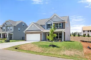 2371 Robbins Perch W Ct, Kernersville, NC 27284 - Photo 2