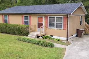 4325 Voss Ave, Greensboro, NC 27405 - Photo 2