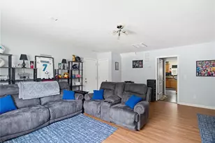 2890 Glen Hollow Rd, Greensboro, NC 27407 - Photo 14