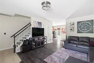 2890 Glen Hollow Rd, Greensboro, NC 27407 - Photo 6