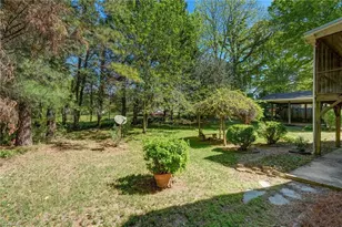 606 Lindsey St, Reidsville, NC 27320 - Photo 8