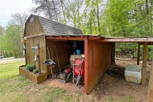 6451 Reidsville Rd, Belews Creek, NC 27009 - Photo 40