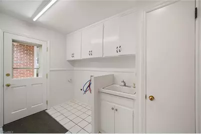 640 Quarterstaff Road, Winston-Salem, NC 27104 - Photo 18