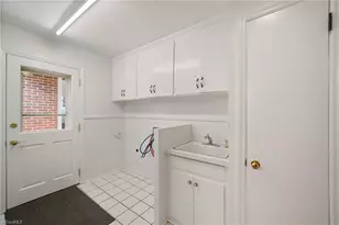 640 Quarterstaff Rd, Winston-Salem, NC 27104 - Photo 18