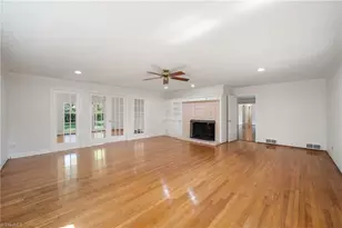 640 Quarterstaff Rd, Winston-Salem, NC 27104 - Photo 20