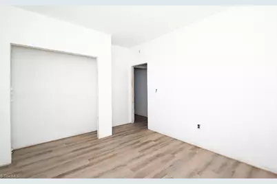 722 Cypress Hill Drive, Eden, NC 27288 - Photo 8