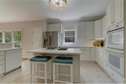 3004 Willow Oak Drive, Greensboro, NC 27408 - Photo 20