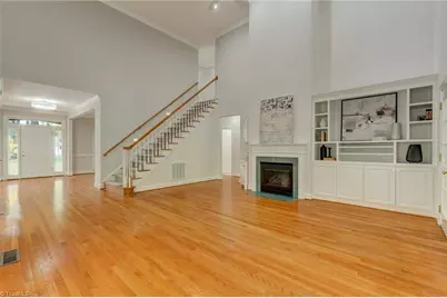 3004 Willow Oak Drive, Greensboro, NC 27408 - Photo 14