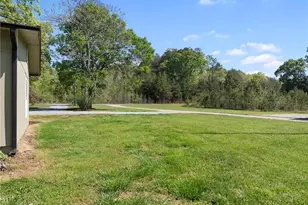 980 W Slate Mine Rd, Denton, NC 27239 - Photo 22
