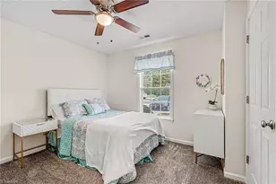 4302 Timberbrooke Dr, Greensboro, NC 27409 - Photo 12