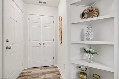 4302 Timberbrooke Drive #1D, Greensboro, NC 27409 - Photo 4