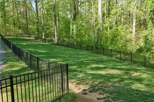 6130 Narrow Way Ln, Winston-Salem, NC 27105 - Photo 18