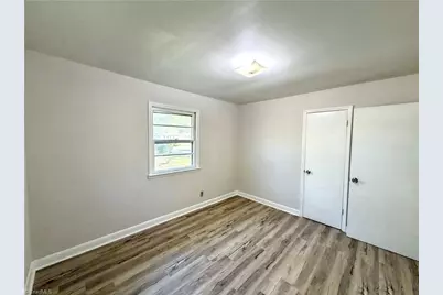 4224 Kildare Drive, Greensboro, NC 27405 - Photo 16