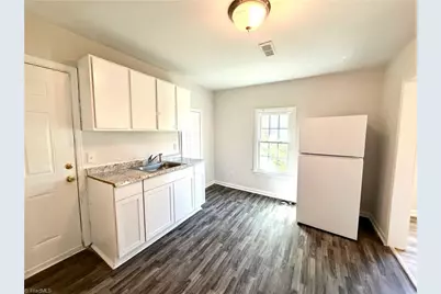 3414 Summit Avenue, Greensboro, NC 27405 - Photo 12