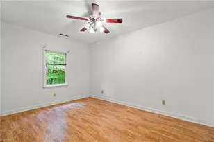 5410 Tory Hill Dr, Greensboro, NC 27410 - Photo 32