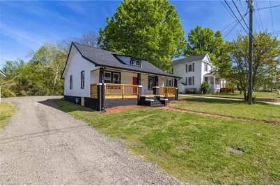 1009 N Scales Street, Reidsville, NC 27320 - Photo 4