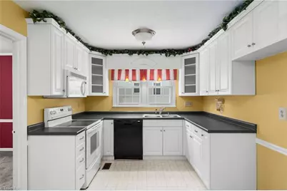 203 Shenandoah Drive, Winston-Salem, NC 27103 - Photo 14