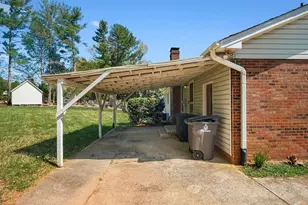 203 Shenandoah Dr, Winston-Salem, NC 27103 - Photo 30