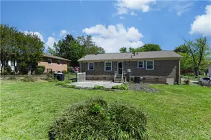 4407 Pennydale Dr, Greensboro, NC 27407 - Photo 28