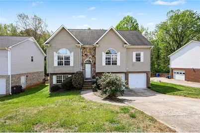 4990 Fiddlers Run Drive, Kernersville, NC 27284 - Photo 4