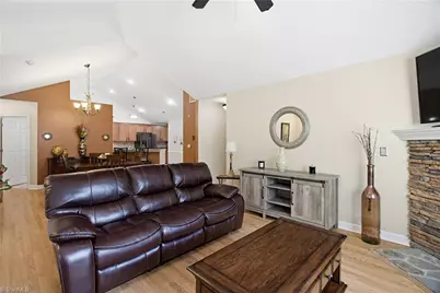5559 Prosperity View Drive #1, Charlotte, NC 28269 - Photo 8