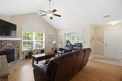 5559 Prosperity View Drive #1, Charlotte, NC 28269 - Photo 10